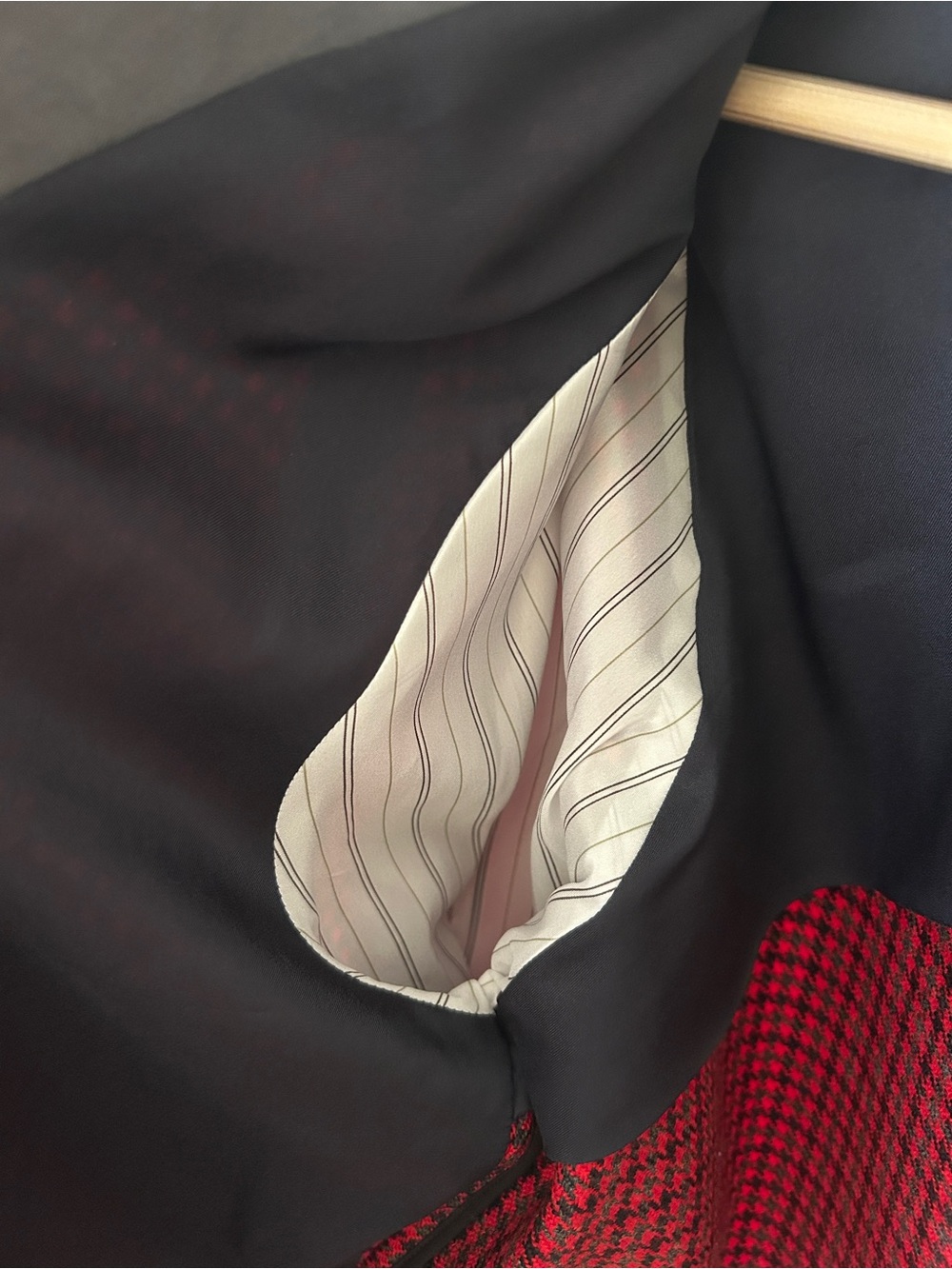 Odeeh red Houndstooth Virgin Wool jacket blazer with cute lining size 12 / 42 - Picture 3 of 8